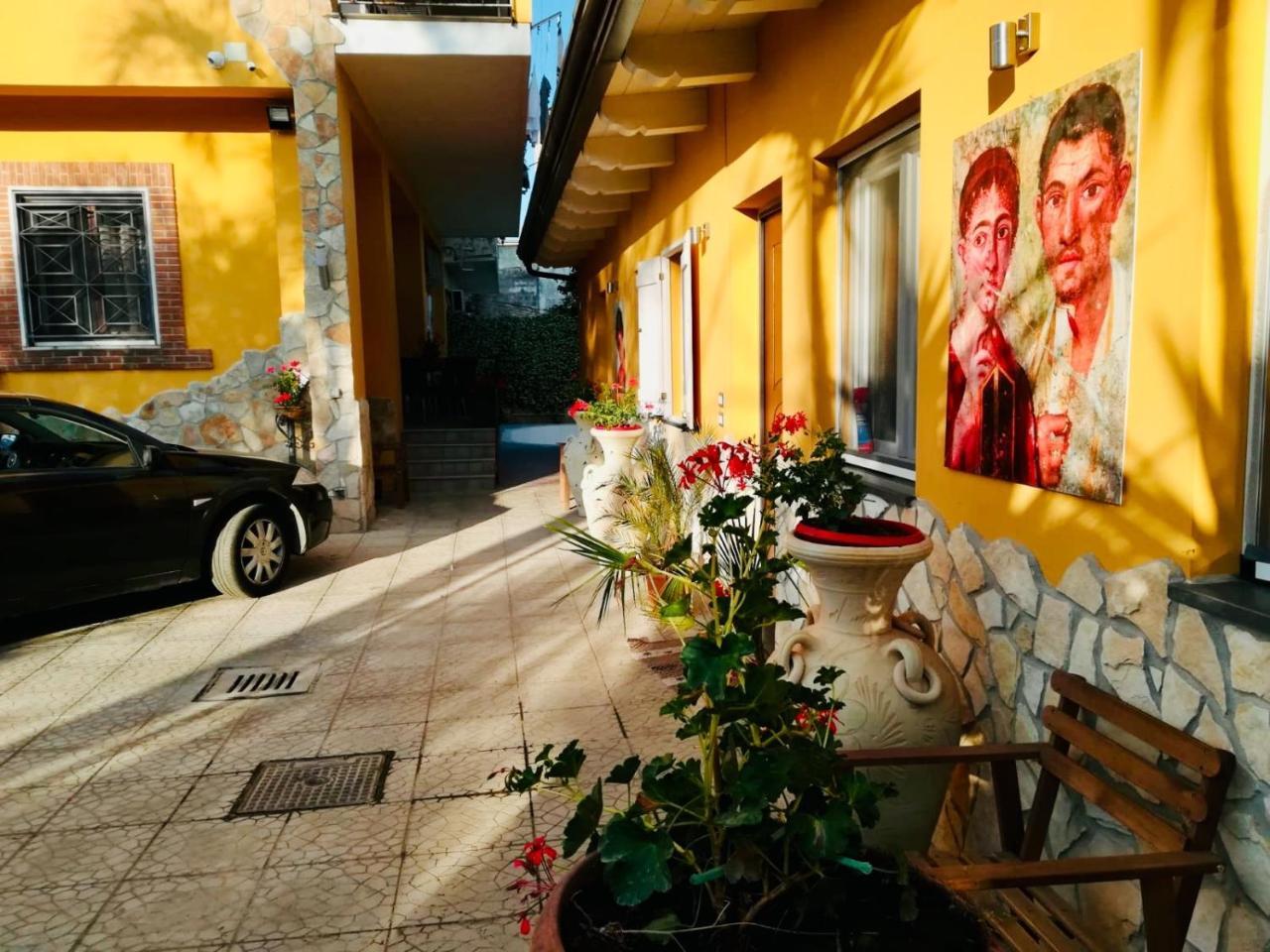 Beatrice Home Pompei Bagian luar foto